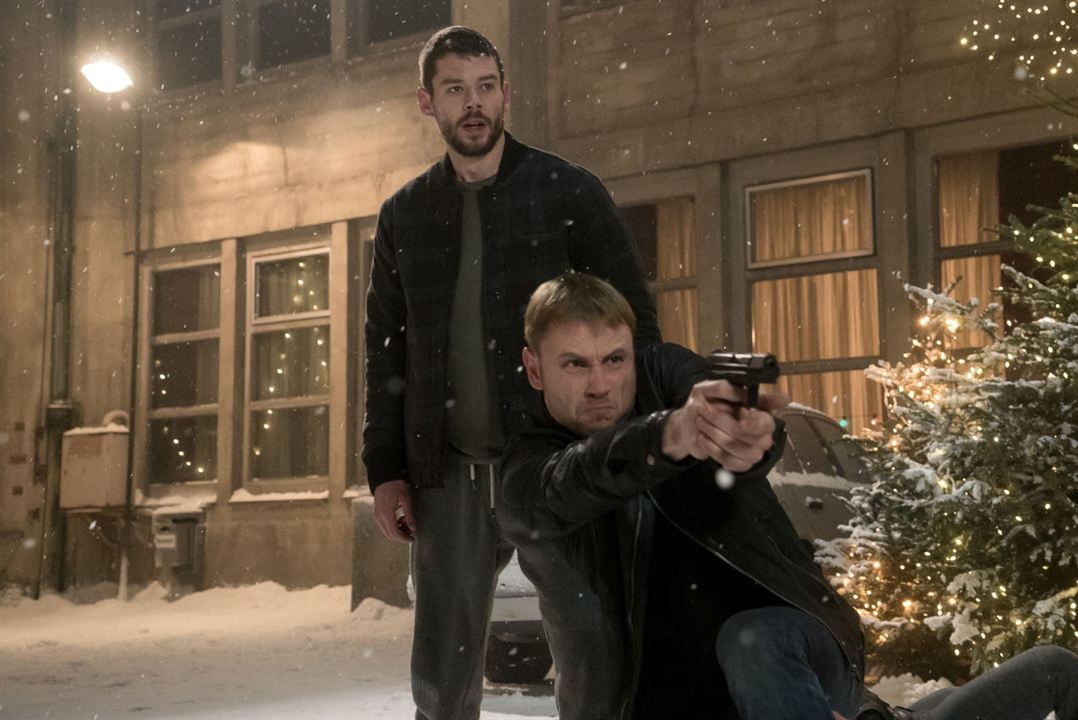 Photo Max Riemelt, Brian J. Smith (II)