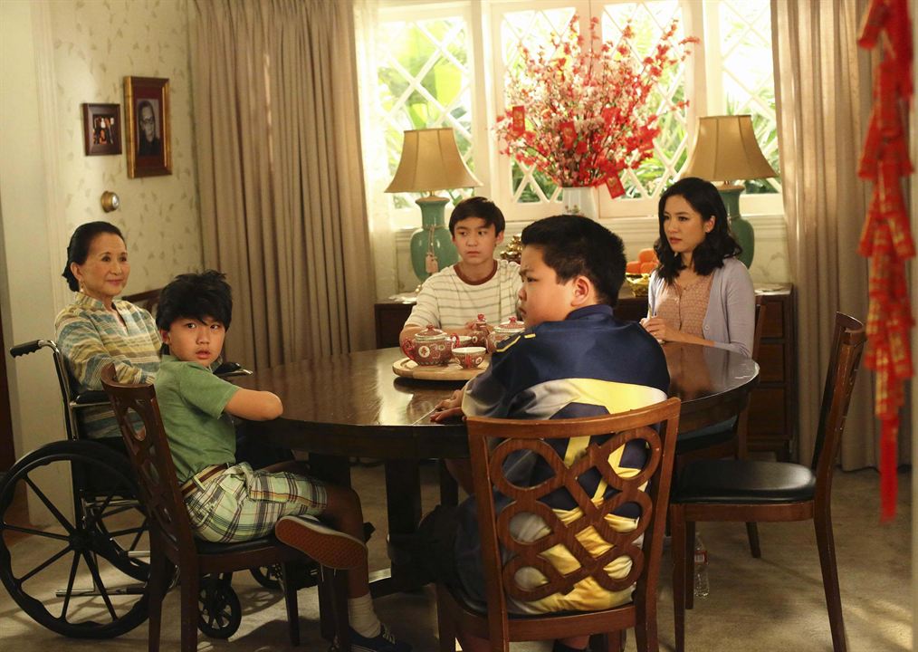 Bienvenue chez les Huang : Photo Lucille Soong, Constance Wu, Hudson Yang, Forrest Wheeler, Ian Chen