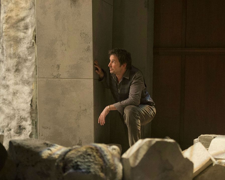 Flynn Carson et les nouveaux aventuriers : Photo Noah Wyle