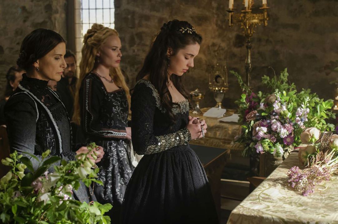 Reign : le destin d'une reine : Photo Adelaide Kane, Celina Sinden