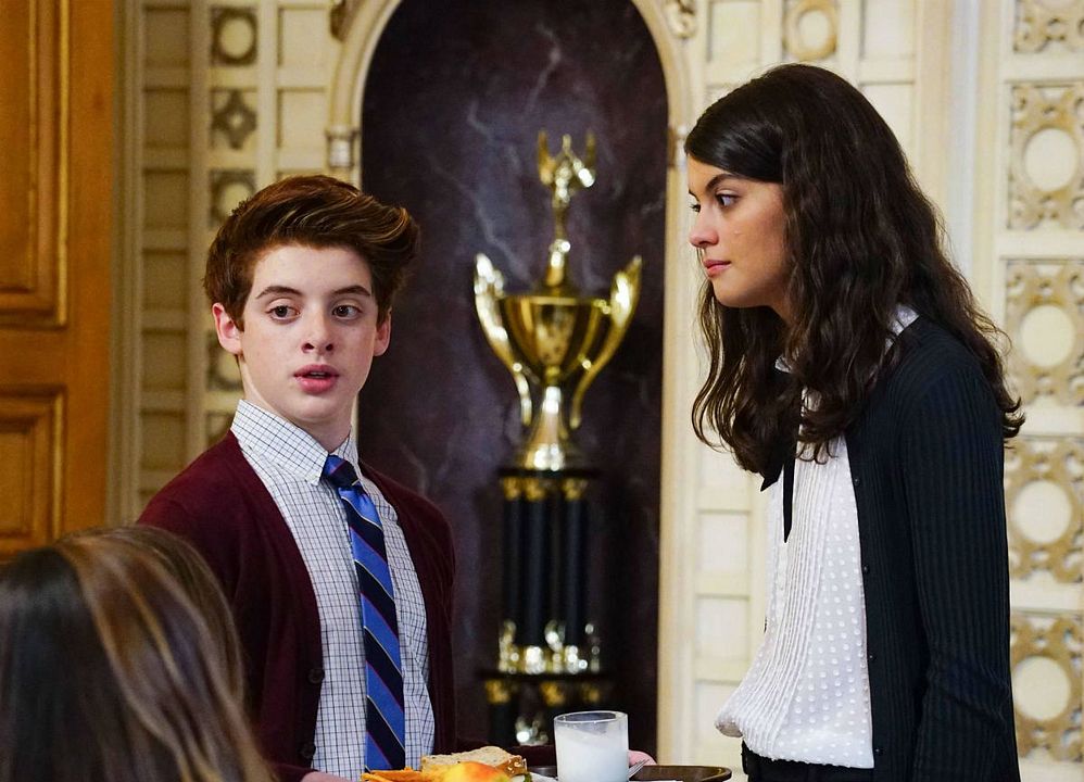 Very Bad Nanny : Photo Sofia Black D'Elia, Thomas Barbusca