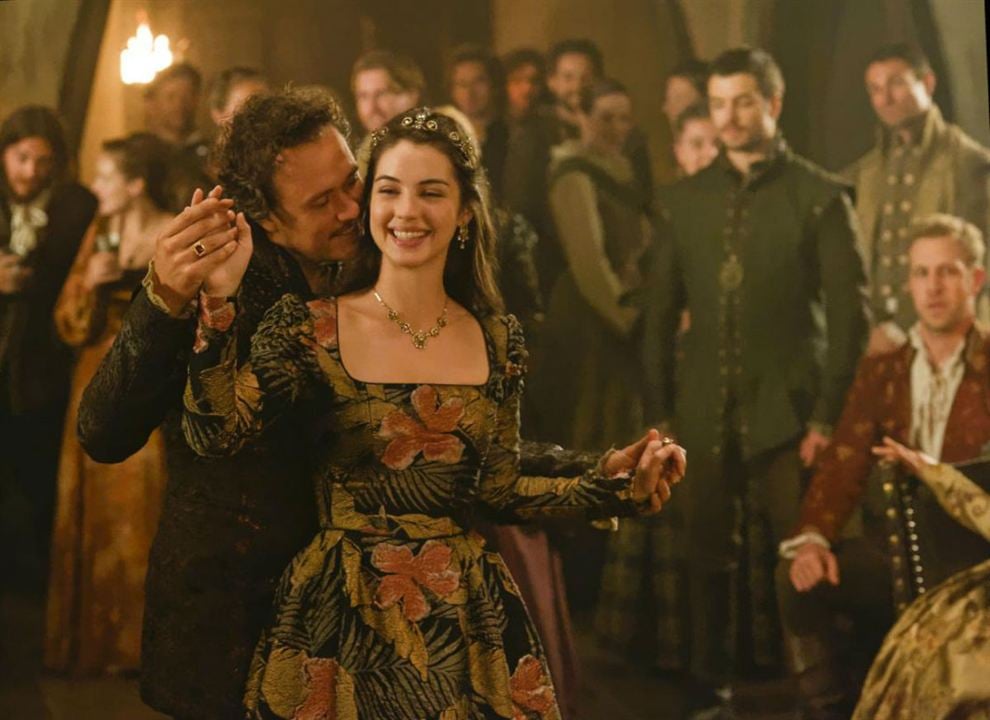 Reign : le destin d'une reine : Photo Adelaide Kane, Ben Geurens