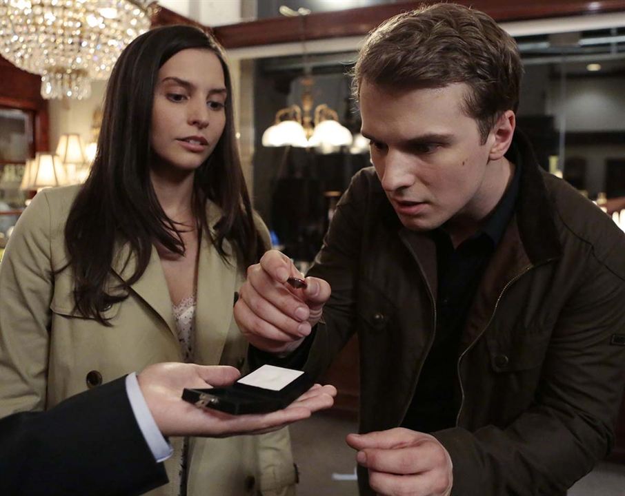 Time After Time : Photo Freddie Stroma, Genesis Rodriguez