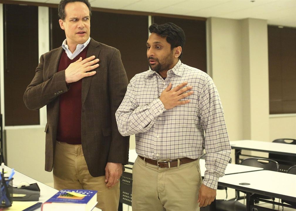 American Housewife (2016) : Photo Ravi Patel, Diedrich Bader