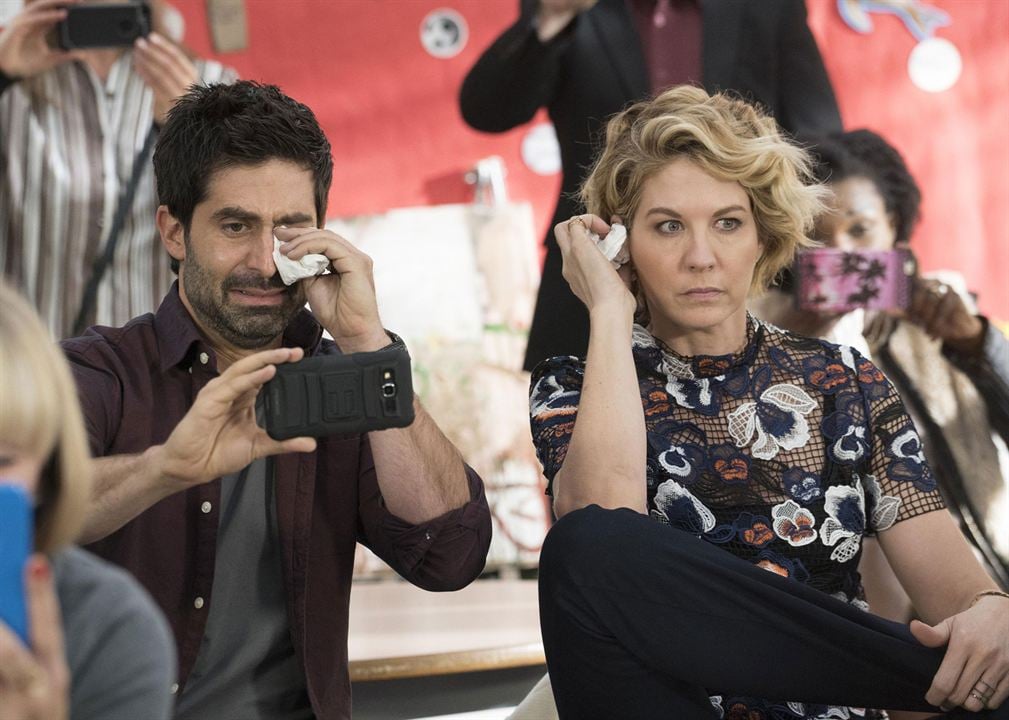 Imaginary Mary : Photo Jenna Elfman, Stephen Schneider