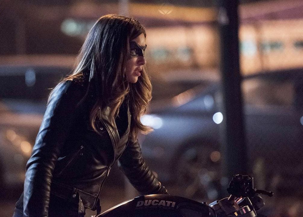 Arrow : Affiche Juliana Harkavy