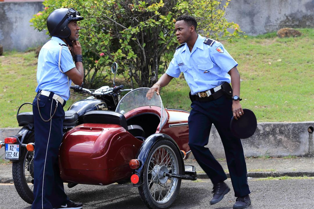 Meurtres au paradis : Photo Tobi Bakare, Danny John-Jules