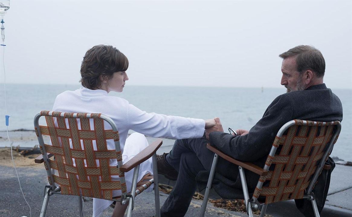 The Leftovers : Photo Christopher Eccleston, Carrie Coon