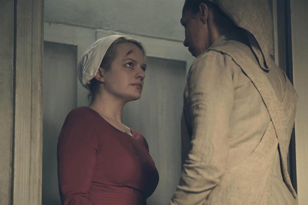 The Handmaid’s Tale : la servante écarlate : Photo Elisabeth Moss