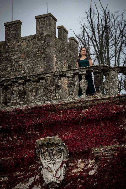 Voice From the Stone : Photo Emilia Clarke