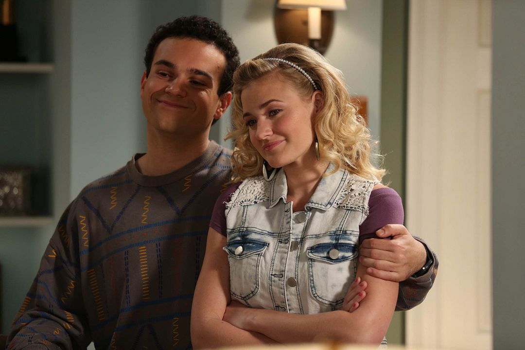 Les Goldberg : Photo Troy Gentile, AJ Michalka