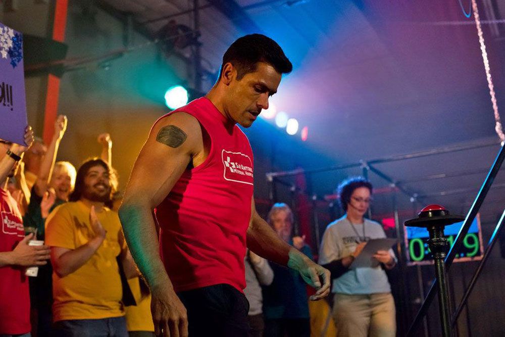 Night Shift : Photo Mark Consuelos