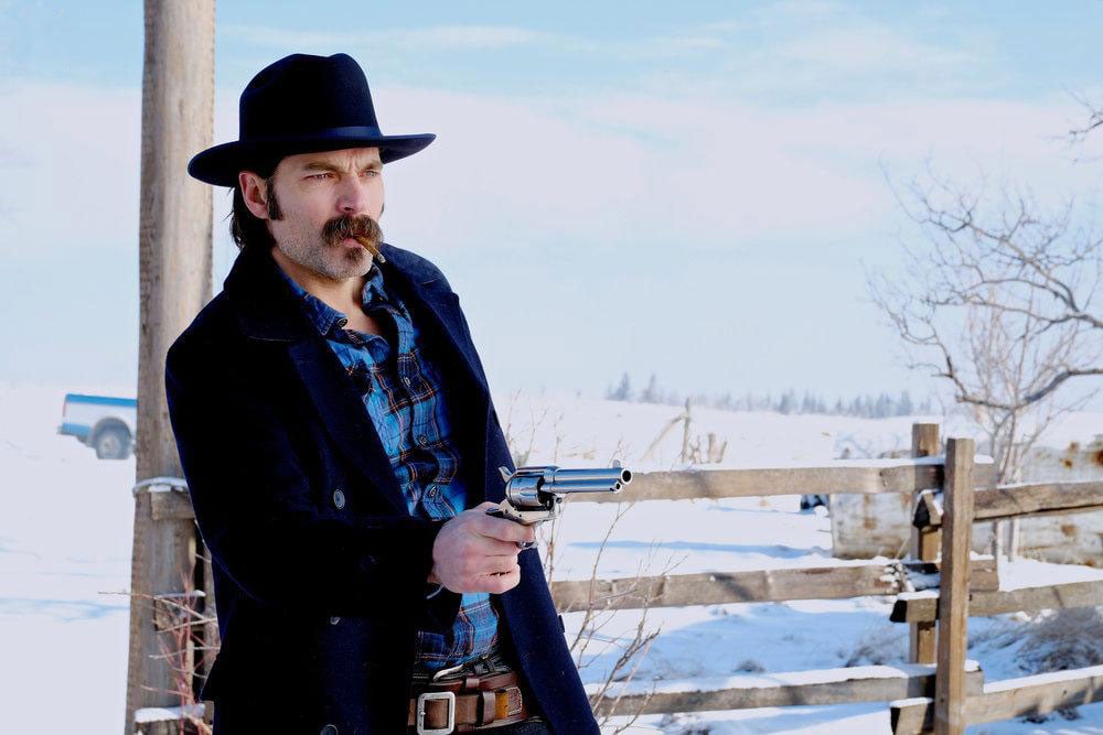 Wynonna Earp : Photo Tim Rozon