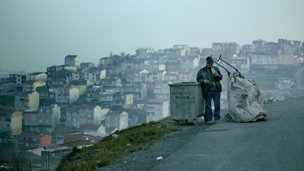 Abluka - Suspicions : Photo