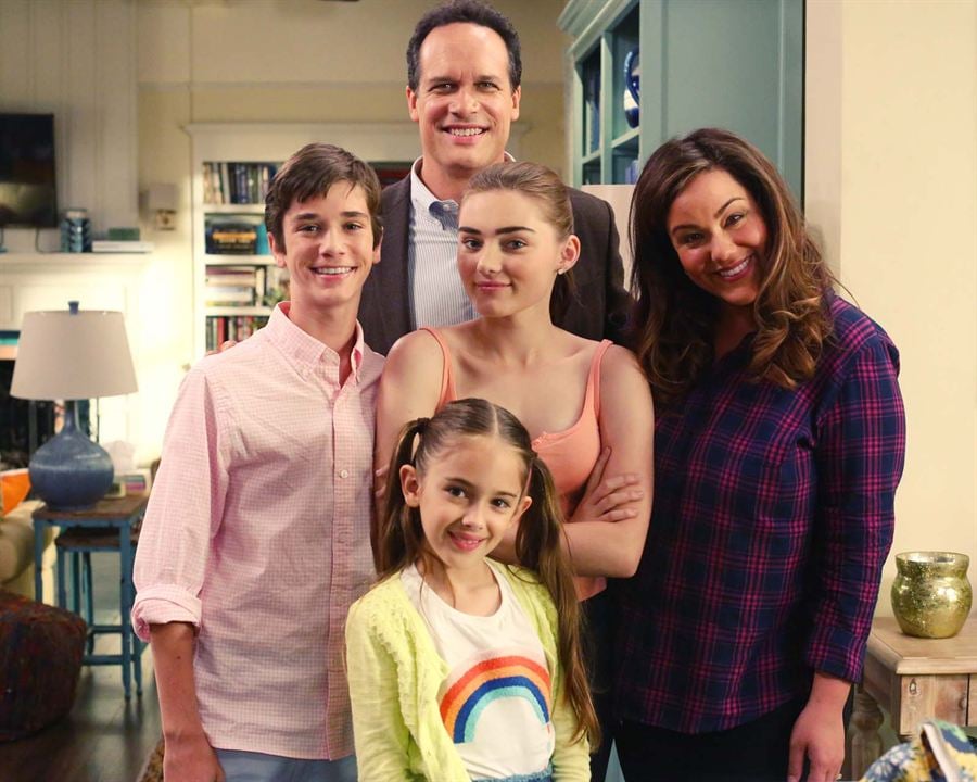 American Housewife (2016) : Photo Julia Butters, Katy Mixon, Daniel DiMaggio, Meg Donnelly, Diedrich Bader