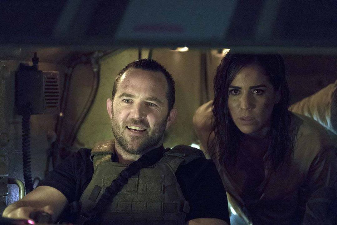 Blindspot : Photo Sullivan Stapleton, Audrey Esparza