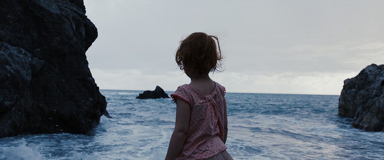 Blue My Mind : Photo