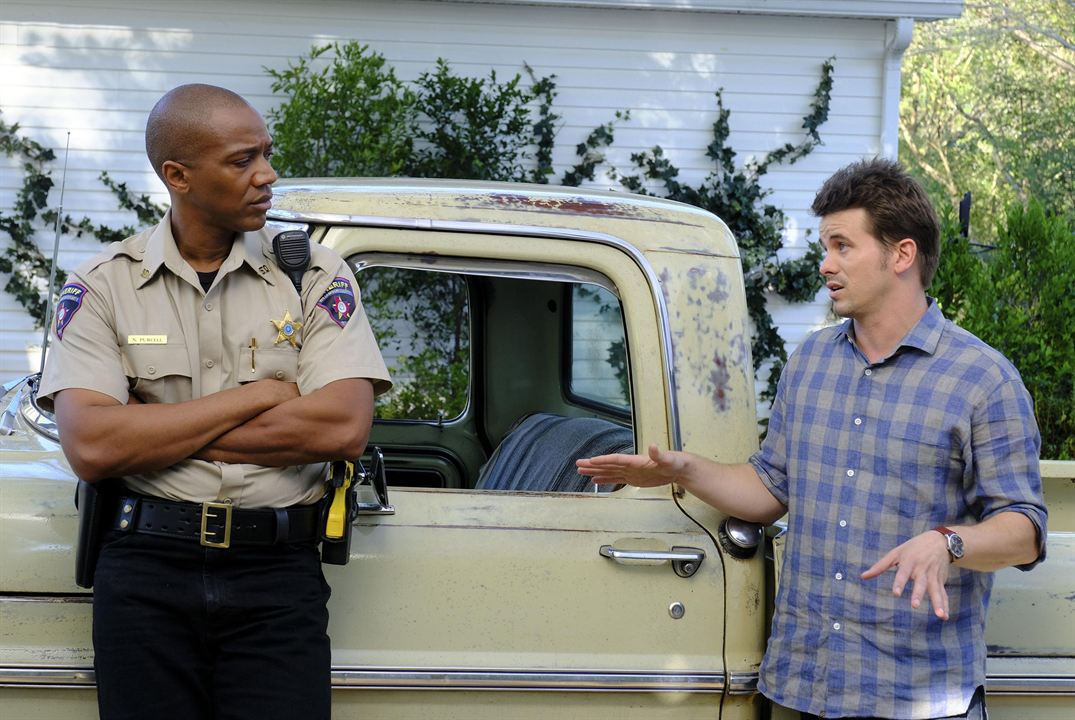 Kevin (Probably) Saves the World : Photo Jason Ritter, J. August Richards