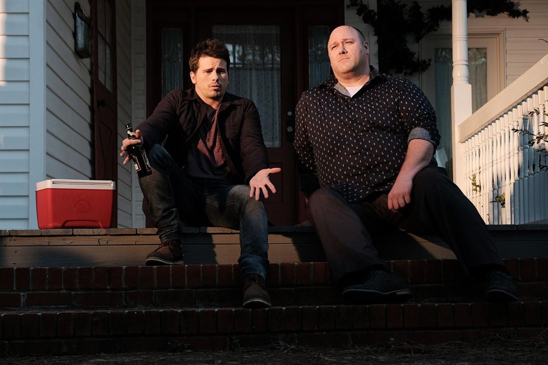 Kevin (Probably) Saves the World : Photo Will Sasso, Jason Ritter