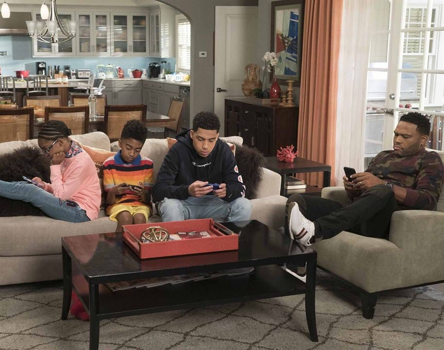 Black-ish : Photo Marcus Scribner, Miles Brown, Marsai Martin, Anthony Anderson