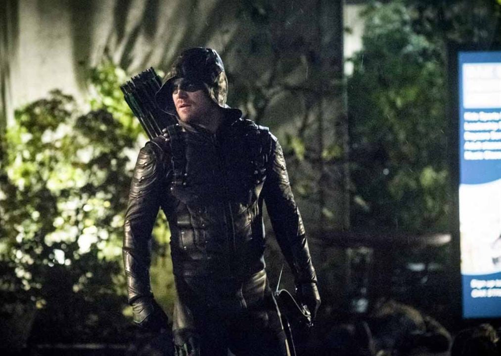 Arrow : Affiche Stephen Amell