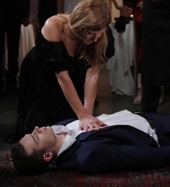 9-1-1 : Photo Connie Britton, Oliver Stark