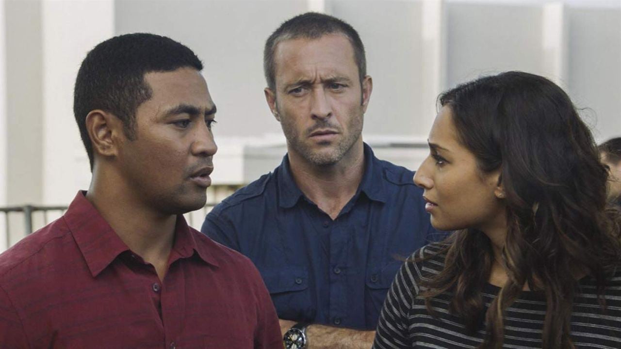 Hawaii Five-0 (2010) : Photo Alex O'Loughlin, Meaghan Rath, Beulah Koale