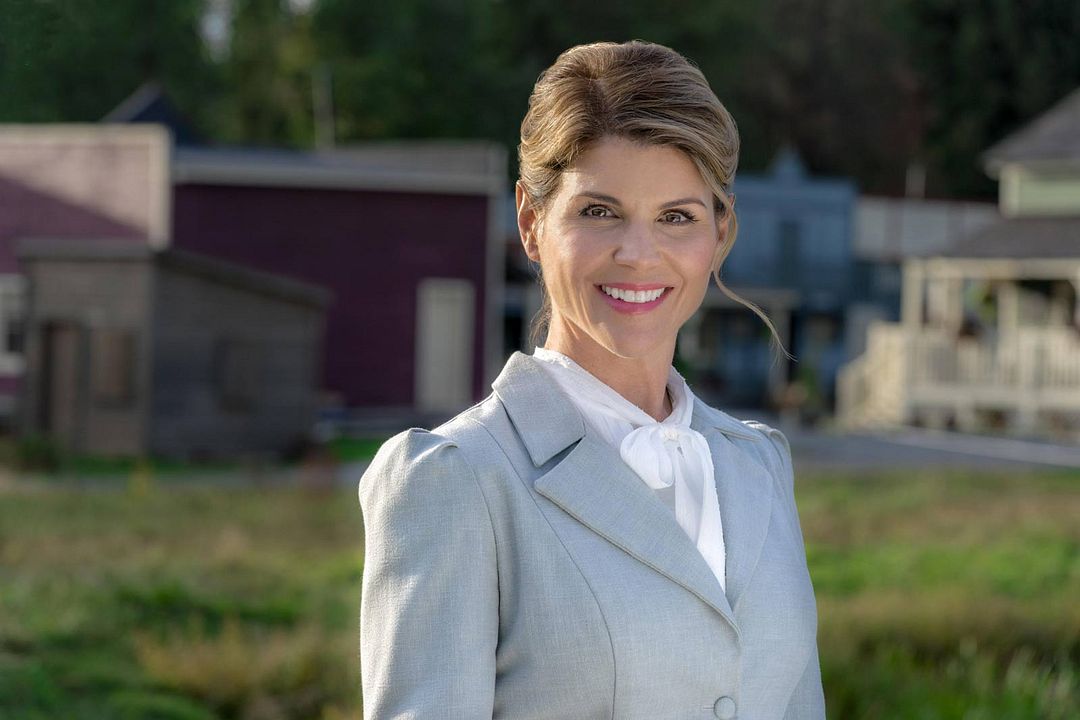 Photo Lori Loughlin