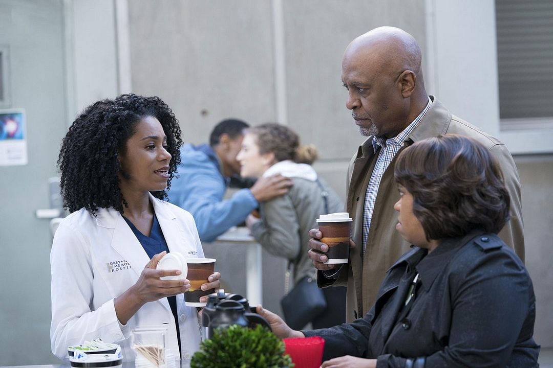 Photo de Kelly McCreary Grey's Anatomy Photo James Pickens Jr(01)