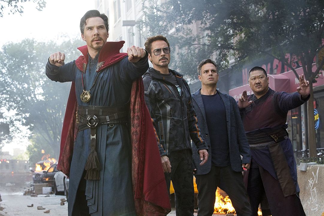 Avengers: Infinity War : Photo Benedict Wong, Robert Downey Jr., Benedict Cumberbatch, Mark Ruffalo