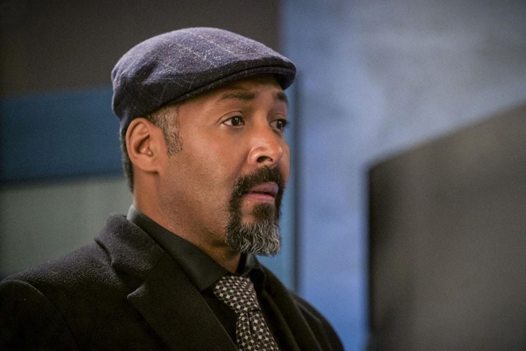 Flash (2014) : Photo Jesse L. Martin