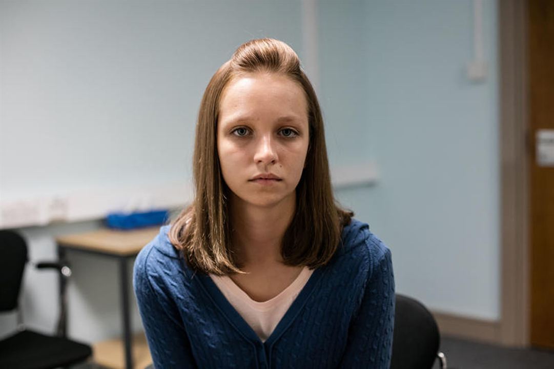 Three Girls : Photo Molly Windsor