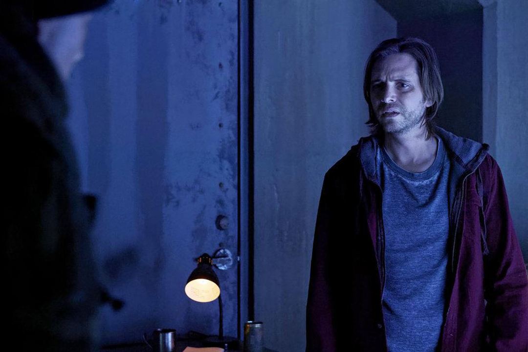 12 Monkeys : Photo Aaron Stanford