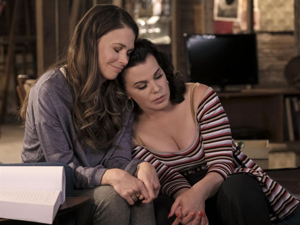 Younger : Photo Sutton Foster, Debi Mazar