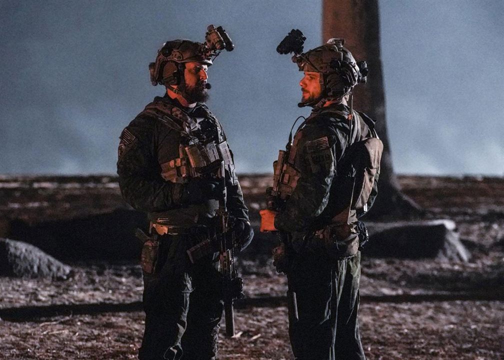 SEAL Team : Photo A.J. Buckley, Max Thieriot