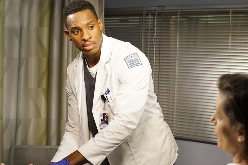 Chicago Med : Photo Colby Lewis