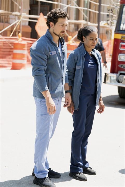 Grey's Anatomy : Station 19 : Photo Giacomo Gianniotti, Kelly McCreary