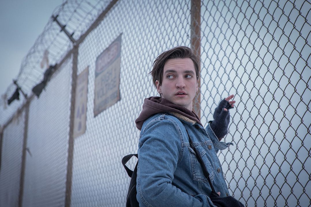 I Still See You : Photo Richard Harmon