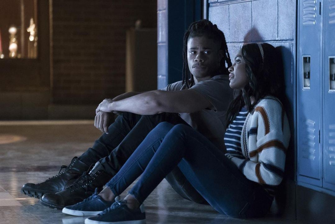 Black Lightning : Photo Jordan Calloway, China Anne McClain