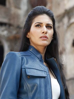 Affiche Amyra Dastur