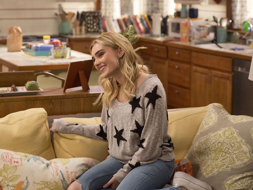 American Housewife (2016) : Photo Meg Donnelly