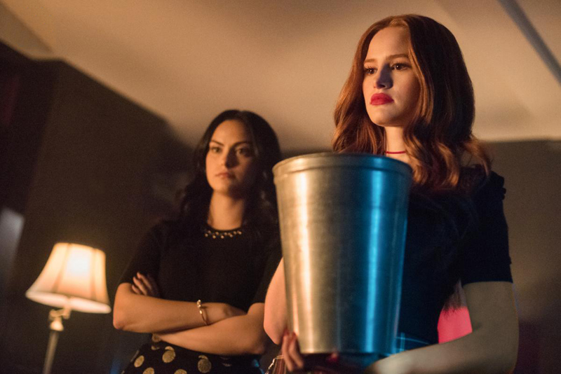 Riverdale : Photo Madelaine Petsch, Camila Mendes