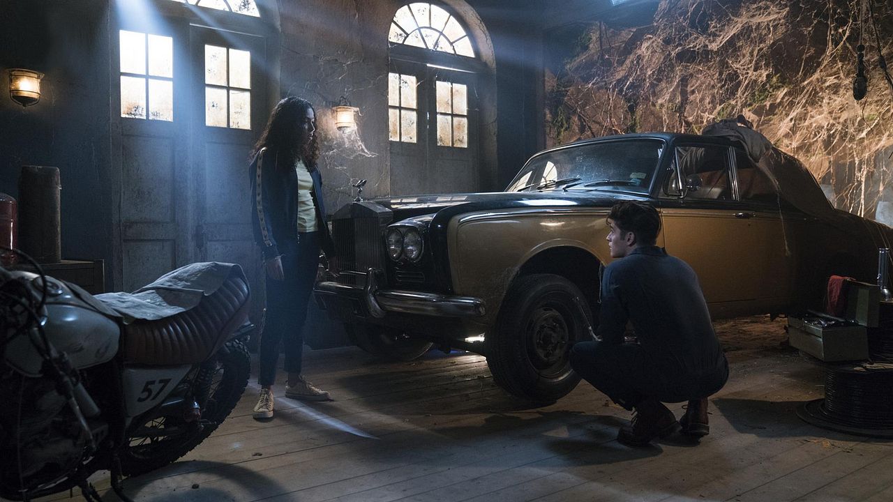 Marvel's Runaways : Photo Allegra Acosta, Gregg Sulkin