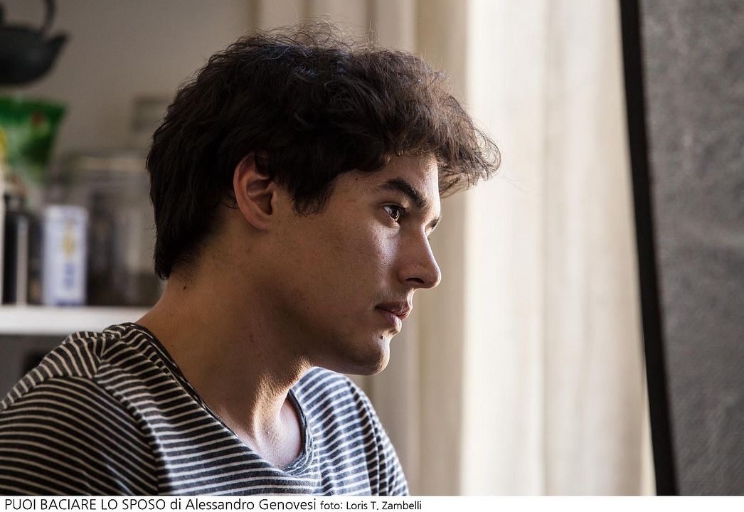 Tu peux embrasser le marié : Photo Cristiano Caccamo