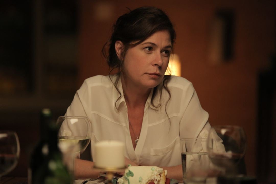 Anything : Photo Maura Tierney