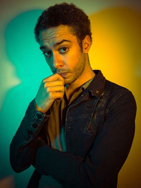Affiche Moustafa Benaïbout