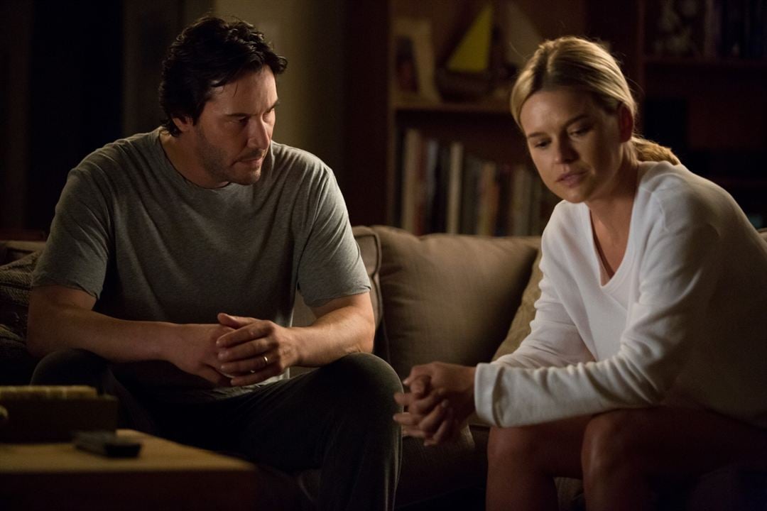 Replicas : Photo Keanu Reeves, Alice Eve