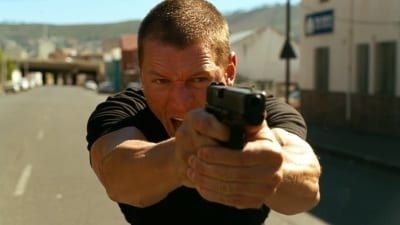 Strike Back : Affiche