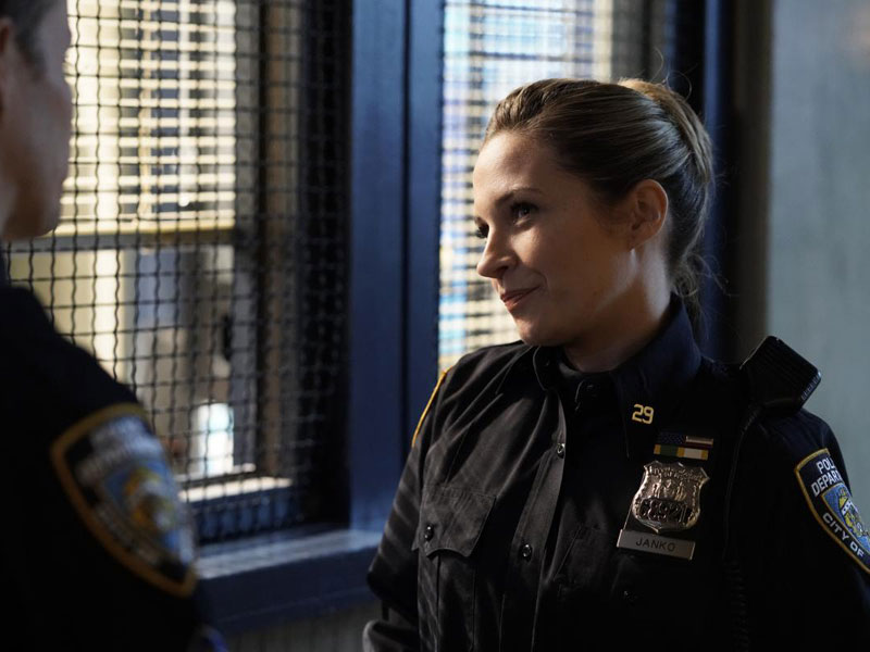 Blue Bloods : Photo Vanessa Ray