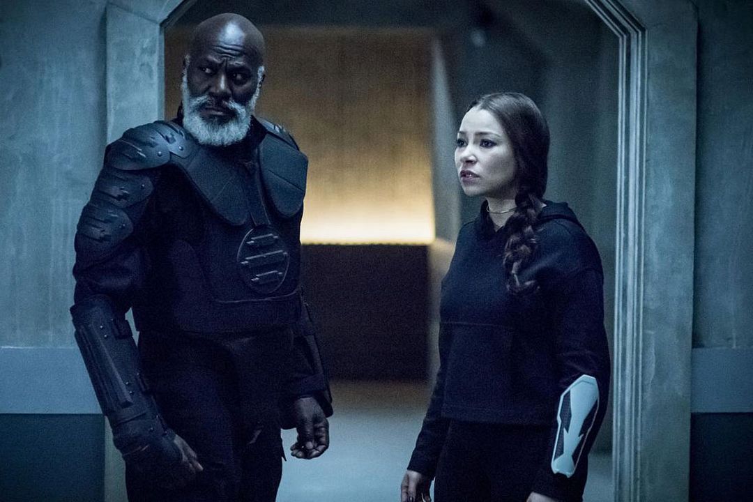 Flash (2014) : Photo Everick Golding, Jessica Parker Kennedy